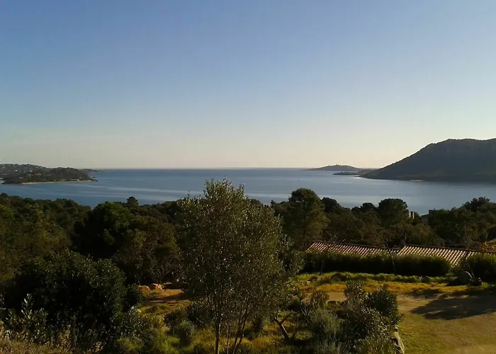 Les Pavillons Du Belvedere 4*